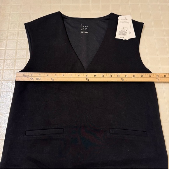 Women's Sandwash Vest - A New Day: Heavyweight Doubleknit, V Neck Black Size S - Picture 4 of 6